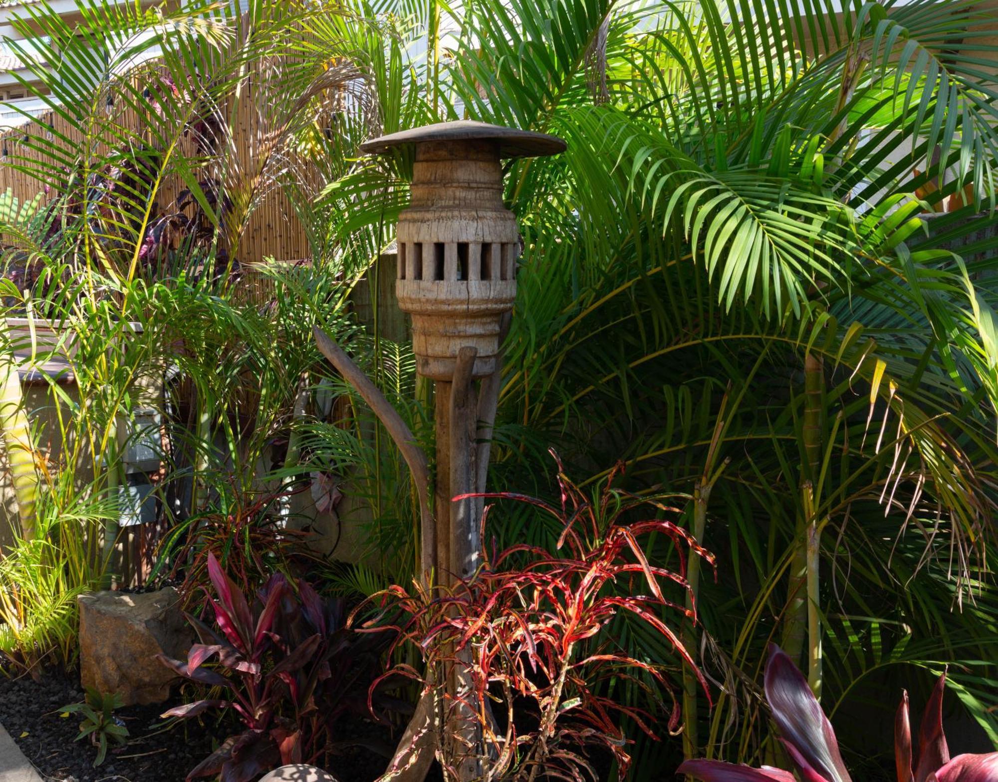 Lotus Suite, 1 Bedroom, Sleeps 4, Pool & Bbq, Pre-Renovation Summer Sale Kihei Eksteriør bilde